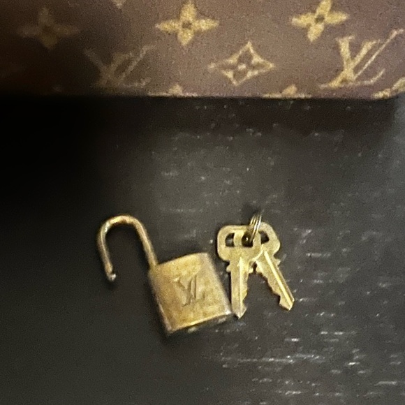 Louis Vuitton Speedy 30 - Picture 7 of 14